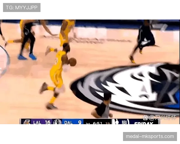 勒布朗挡拆助攻提升湖人关键时刻得分效率明显